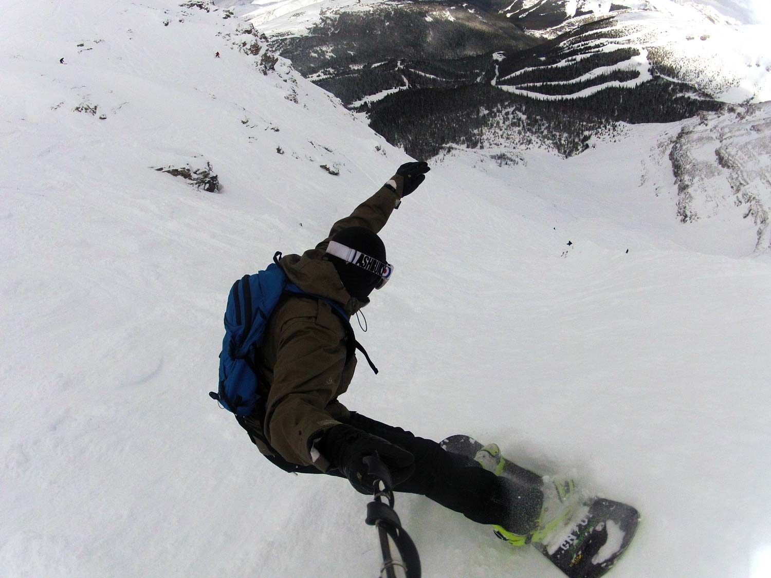Steep and hard snow in the dive.